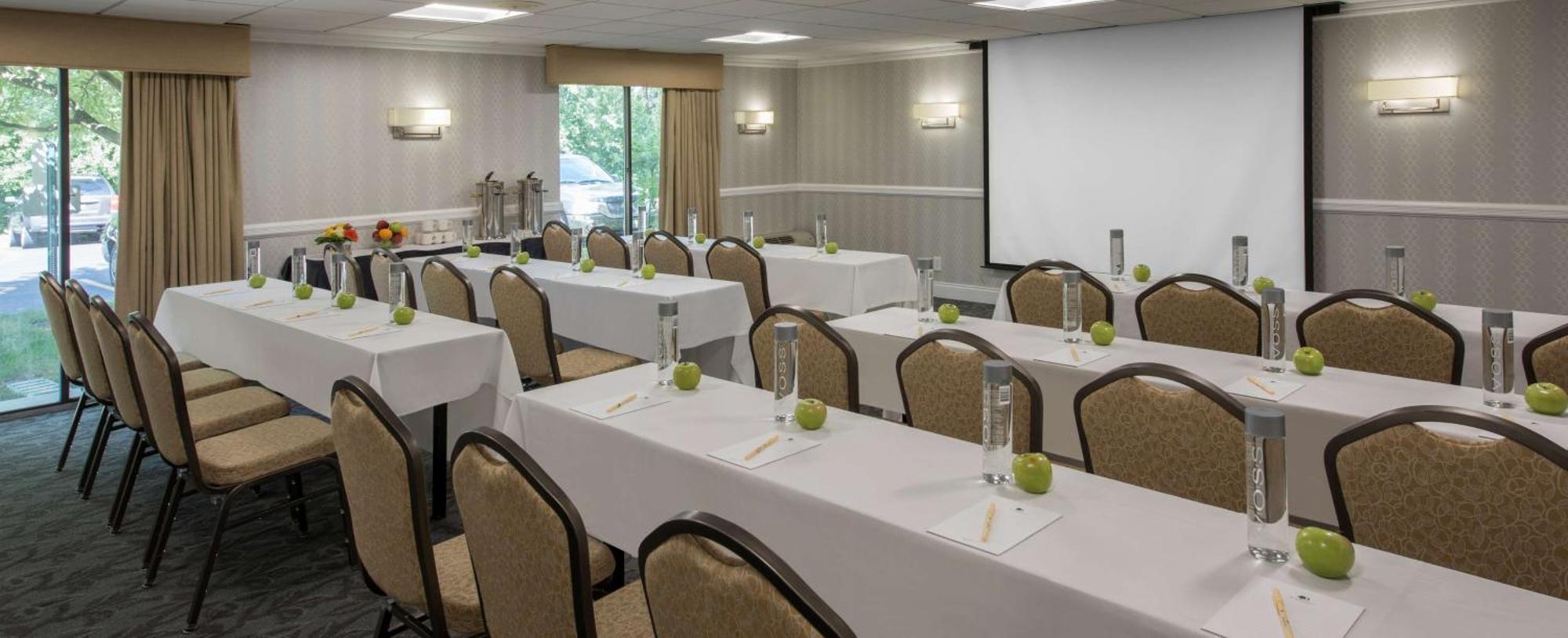 Doubletree By Hilton Hotel Chicago Wood Dale - Elk Grove Ngoại thất bức ảnh